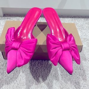 Pink Kitten Heels With Bow